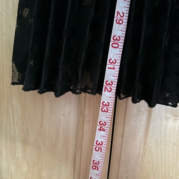 SHEIN Black and Cream Lace Overlay Dress - Picture 8 of 8